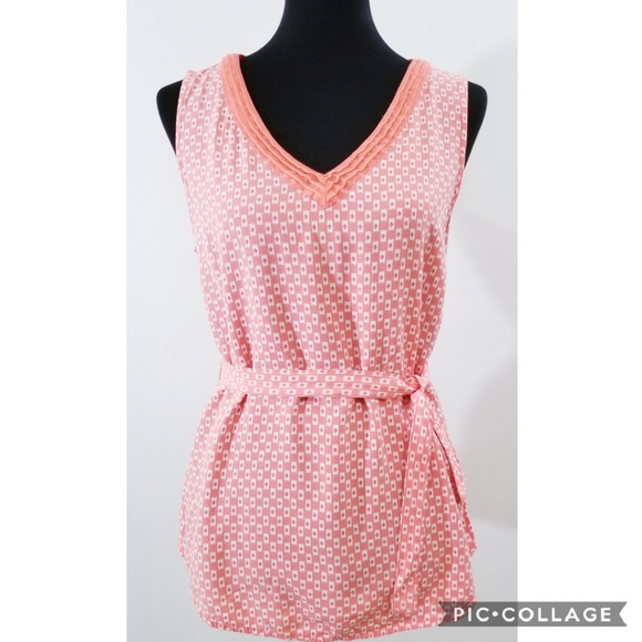 Tommy Hilfiger Tops - Tommy Hilfiger V-neck Sleeveless Belted Top